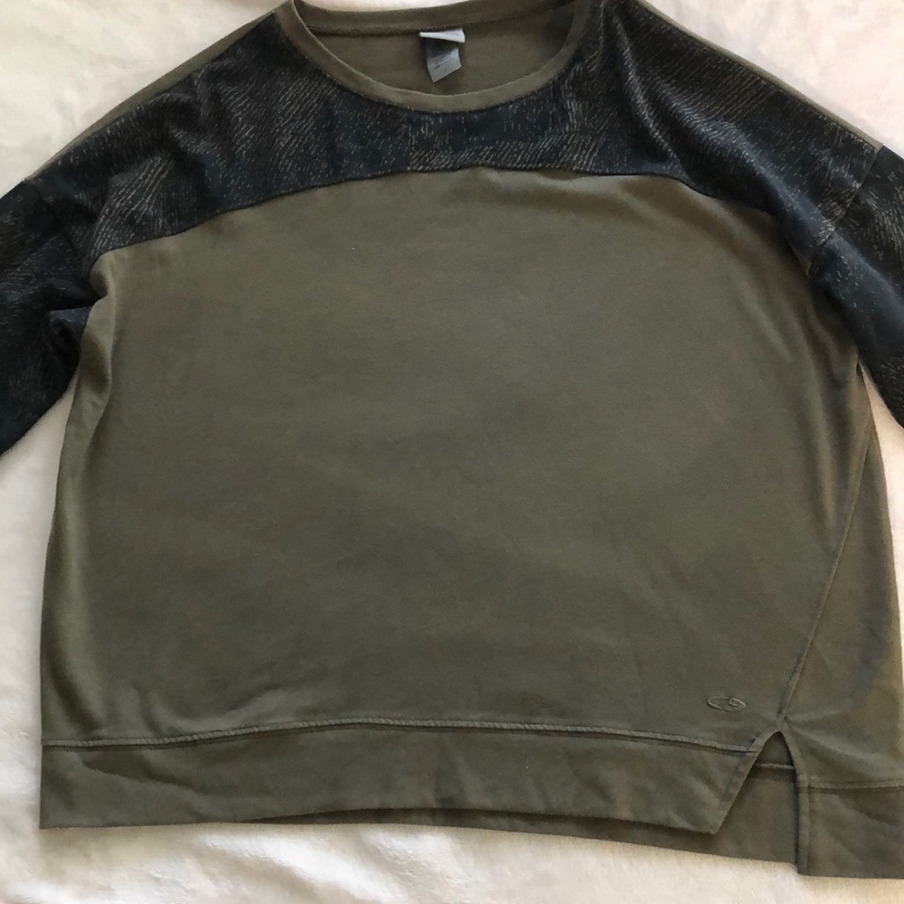 Champion women’s top
